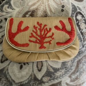 Felix Rey Ratan clutch